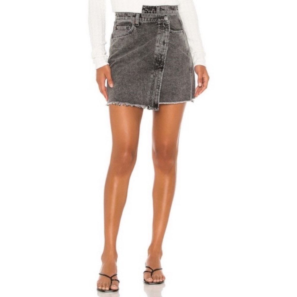 NWT FREE PEOPLE sulphor black skirt size 24